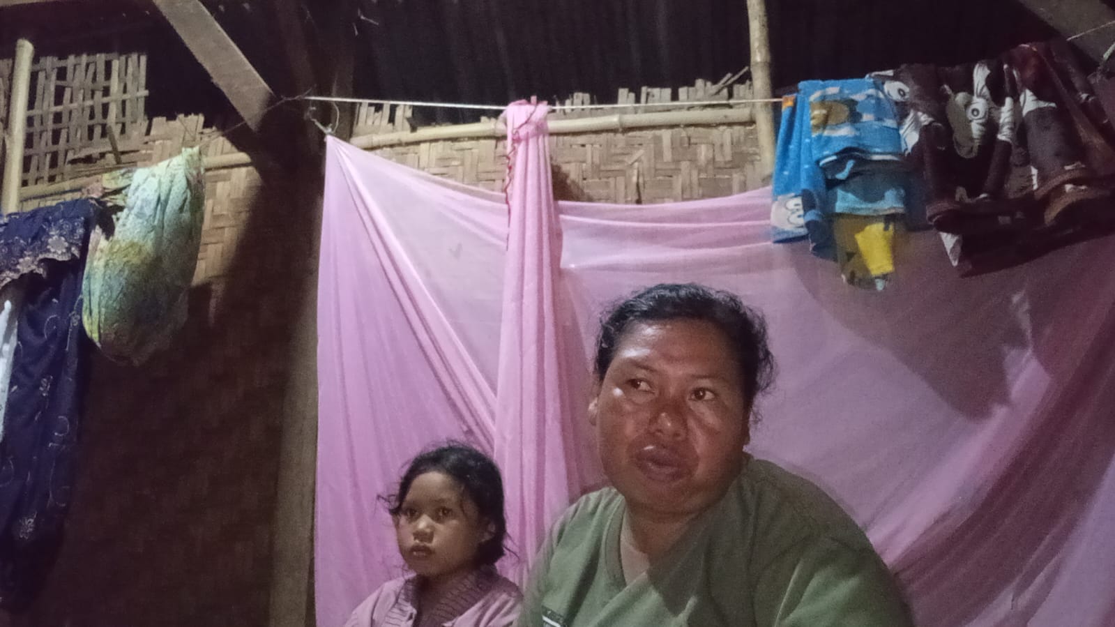 Potret Kehidupan Warga Miskin di Kaki Rinjani: Tinggal di Gubuk Reyot, Luput dari Bansos Pemerintah