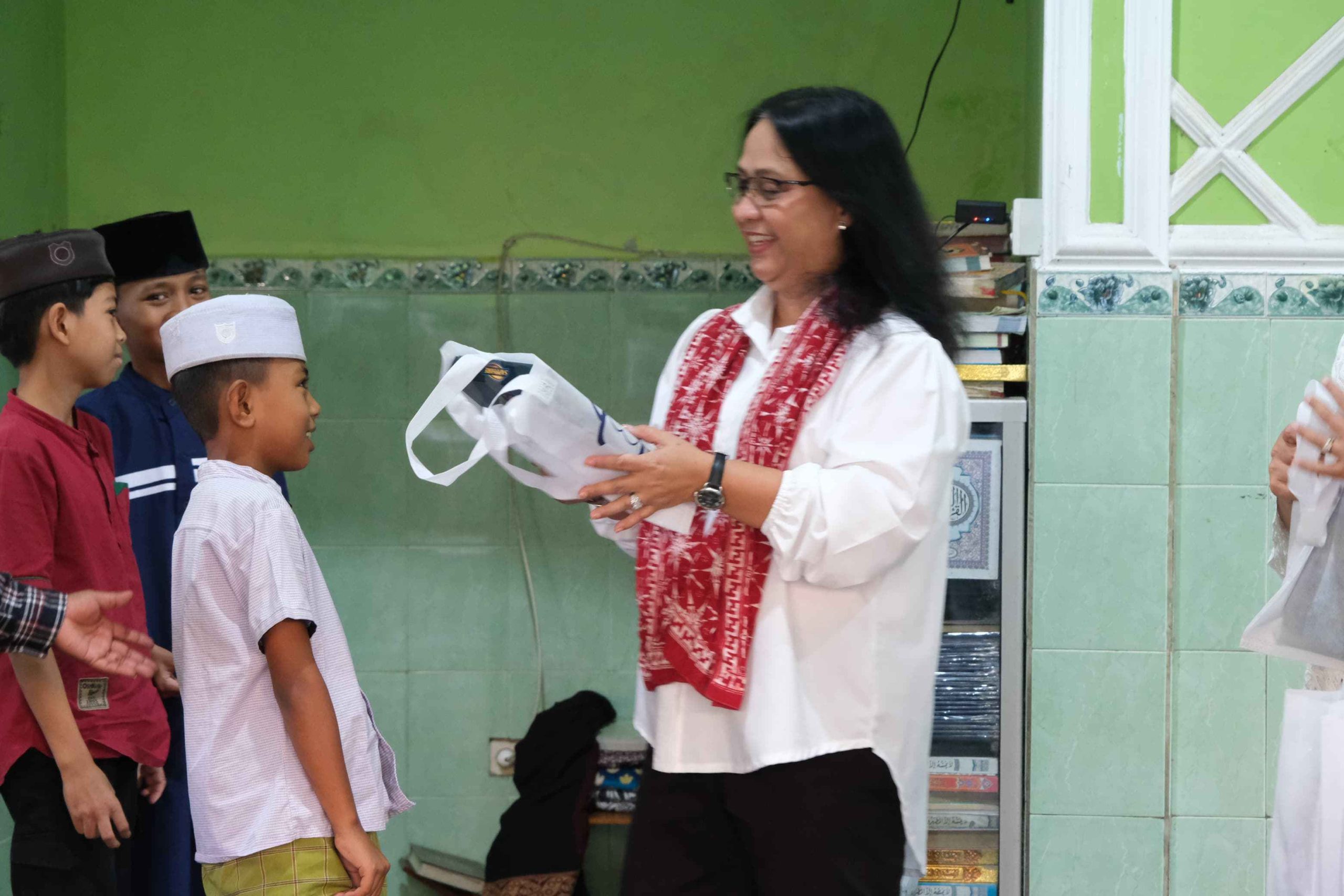 Kemenkum NTB Kunjungi Panti Asuhan Al Hidayah, Berbagi Kebahagiaan Melalui Buka Puasa Bersama