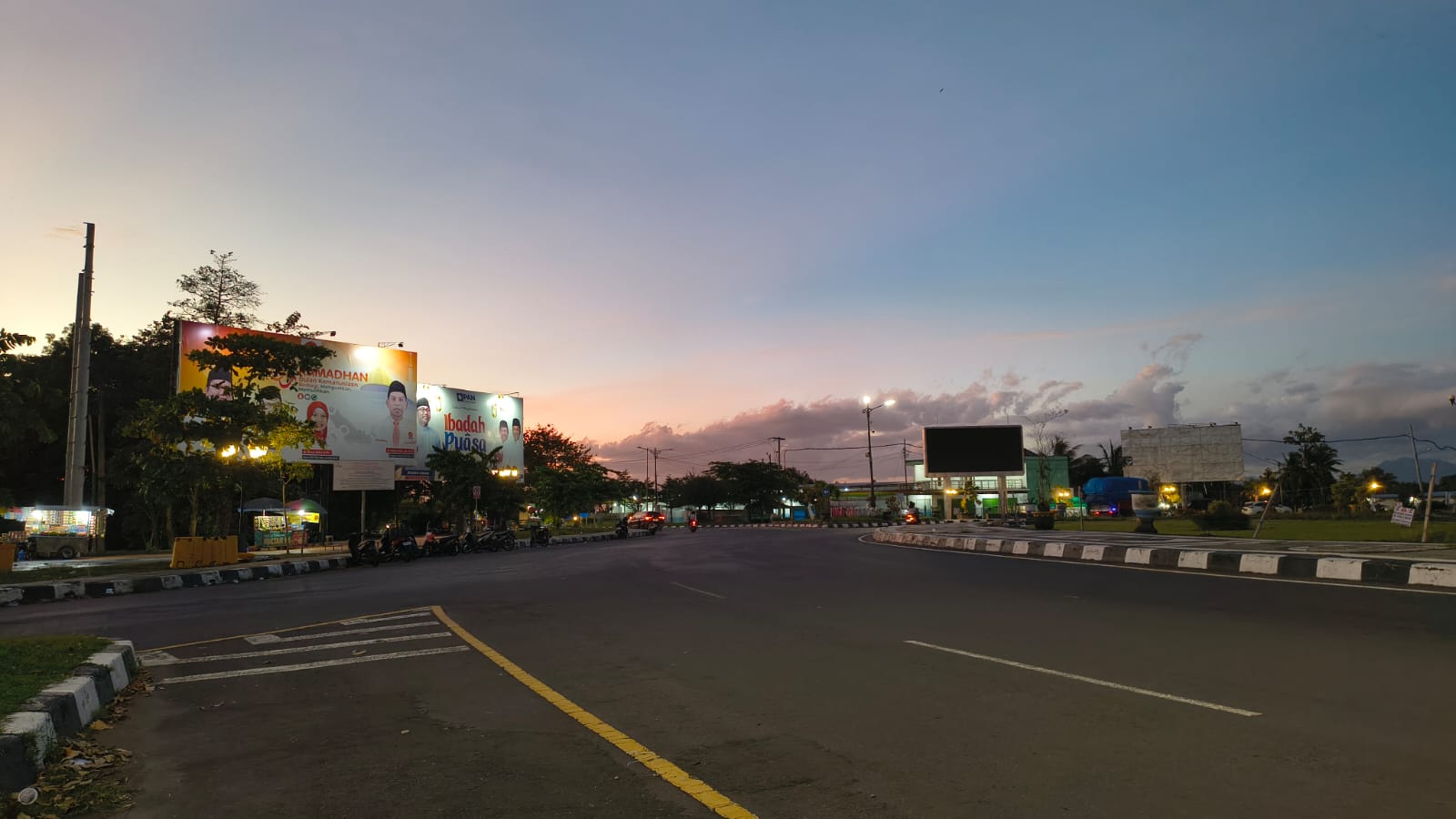 Bapenda Lobar Genjot PAD Melalui Penyesuaian Tarif Pajak Reklame