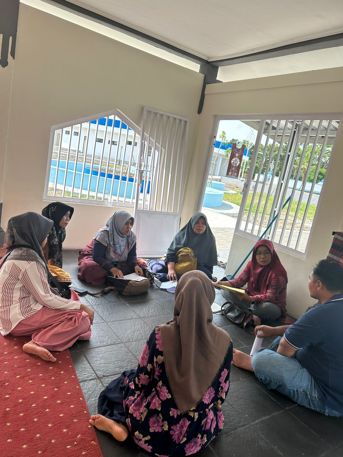 NIP PPPK Tak Kunjung Keluar, Nasib 11 Guru Honorer di Lobar Tak Jelas