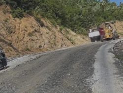 Dinas PUPR-KP Lobar Targetkan Jalan Rendang Re Rampung Akhir Mei