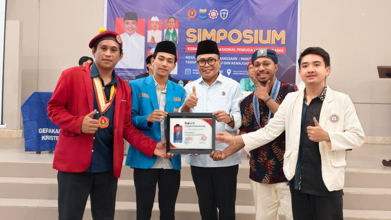 Jadi Kaynote Speaker di Simposium Kebangkitan Nasional Pemuda Lintas Agama, Kakanwil Kemenag NTB Zamroni Aziz Yakini Peran Pemuda Untuk Kemajuan NTB