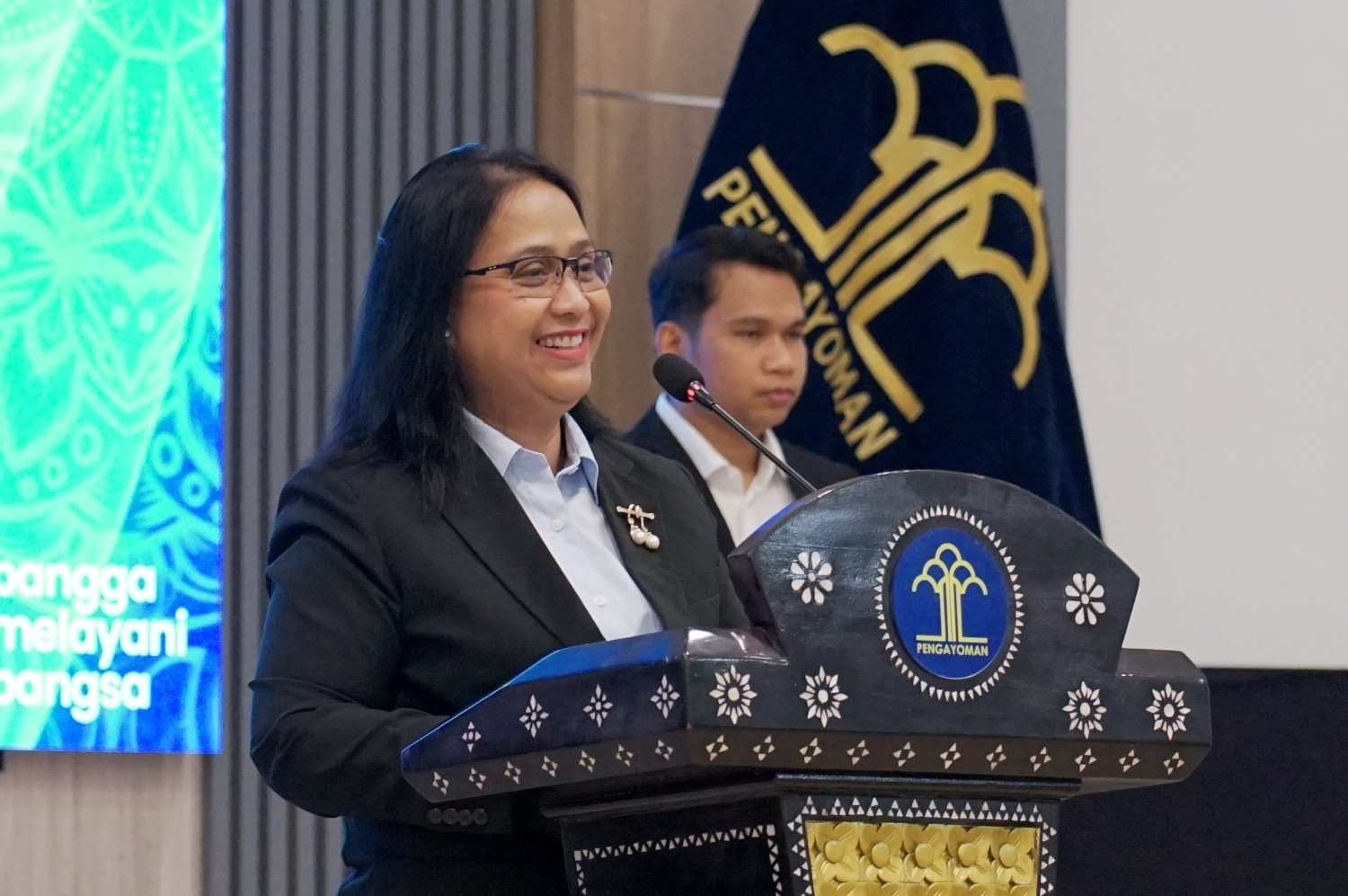 Kanwil Kemenkum NTB Ambil Sumpah Notaris Pengganti Kota Mataram dan Kabupaten Sumbawa Barat