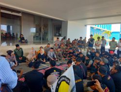 Seruan Pencopotan Inspektur Pasca-Bupati Lobar OTT Kian Gencar