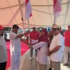 Momen HUT RI, Ummi Nurul Bagikan Seribu Bendera RI ke Siswa Hingga Tokoh