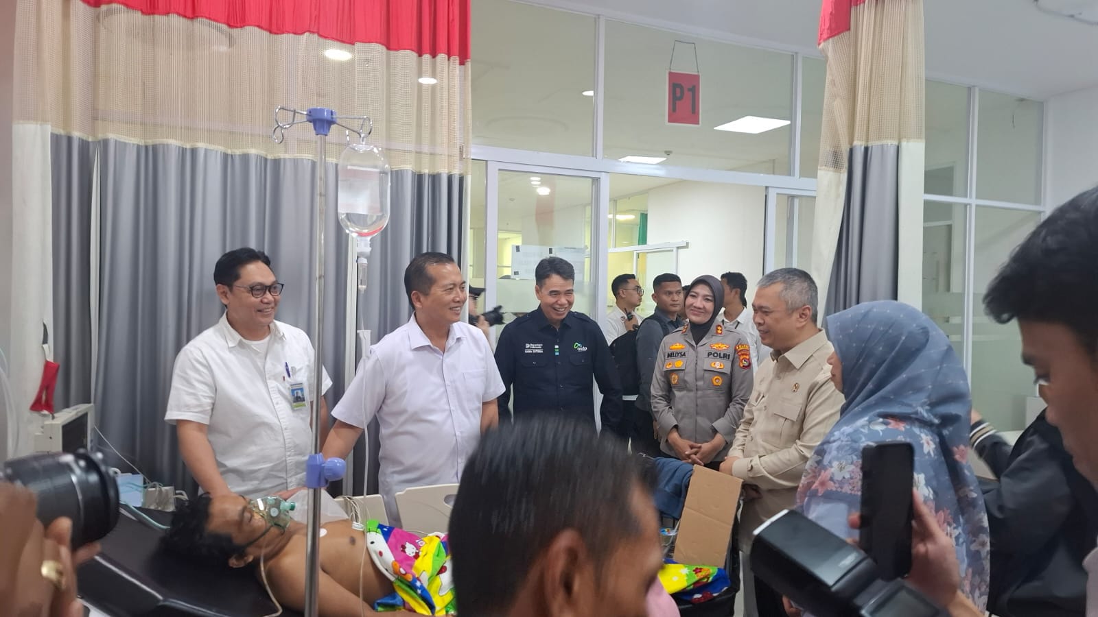 Tim Medis RSUD Tripat Respon Cepat Tangani Korban KMP Putri Yasmin
