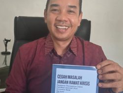 Bawaslu Lobar Luncurkan Buku “Cegah Masalah Jangan Rawat Krisis” untuk Pengawasan Berkelanjutan
