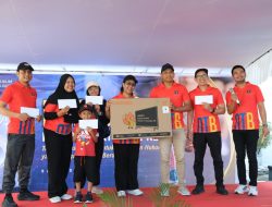 Semarak Hari Pengayoman ke-81, Kanwil Kemenkum NTB Gelar Fun Walk Bersama