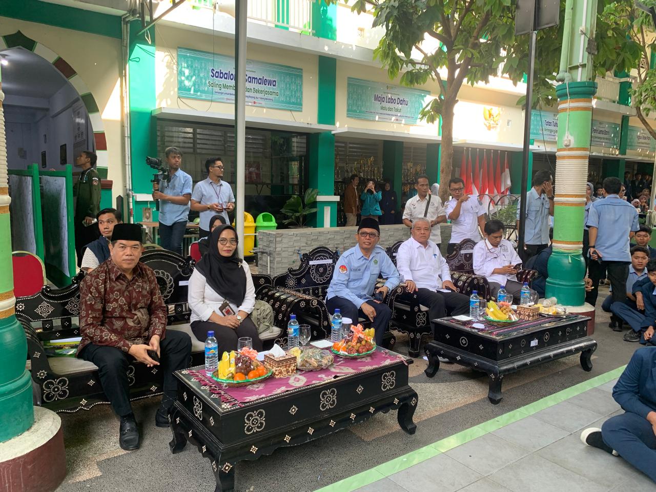Kanwil Kemenkum NTB Hadirkan Layanan Hukum dalam RRI Fest 2026 di MAN 1 Mataram