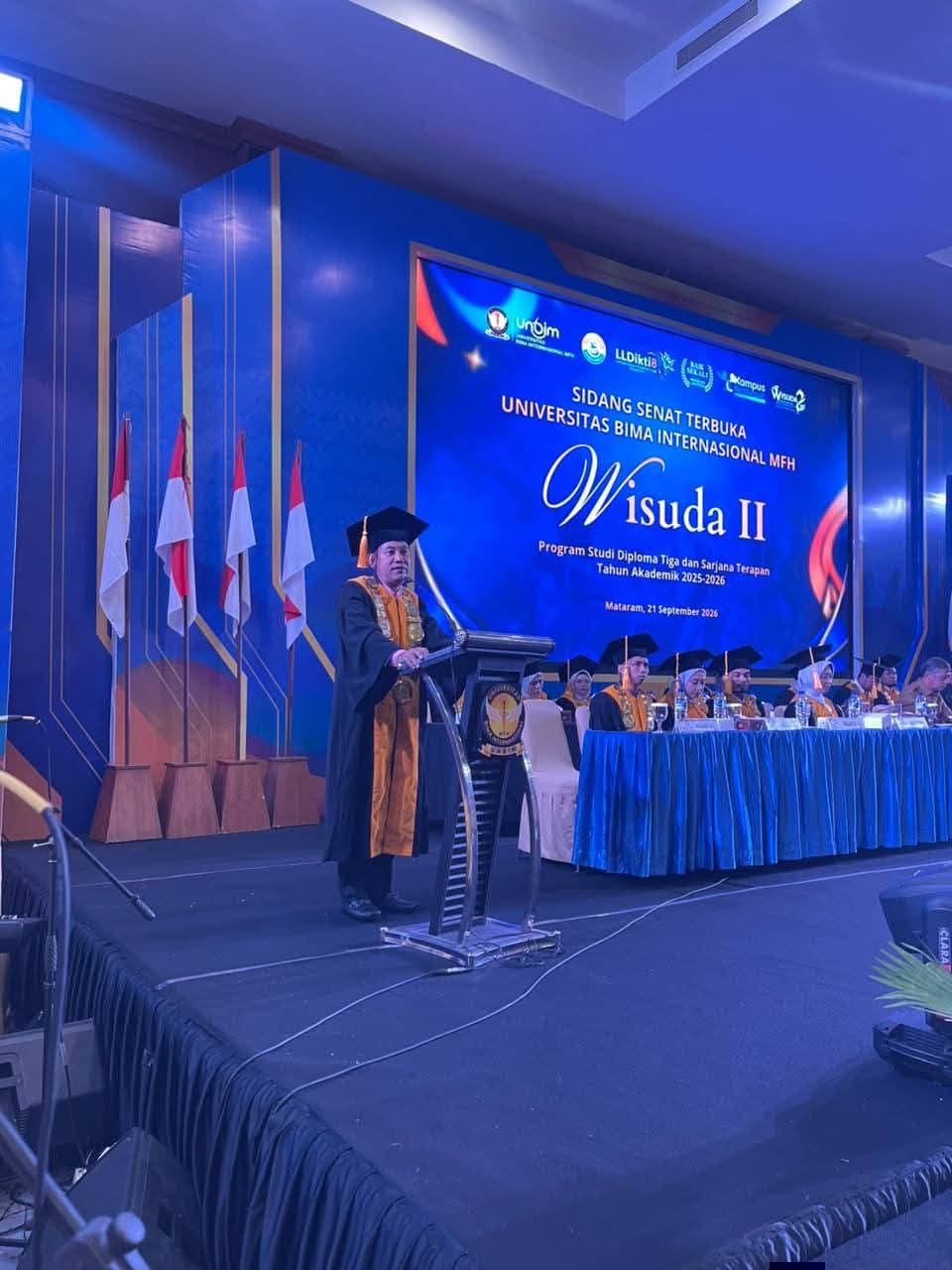 Wisuda Ke-2, UNBIM Mataram Bekali 201 Lulusan dengan Kolaborasi Internasional dan Kesempatan Kerja