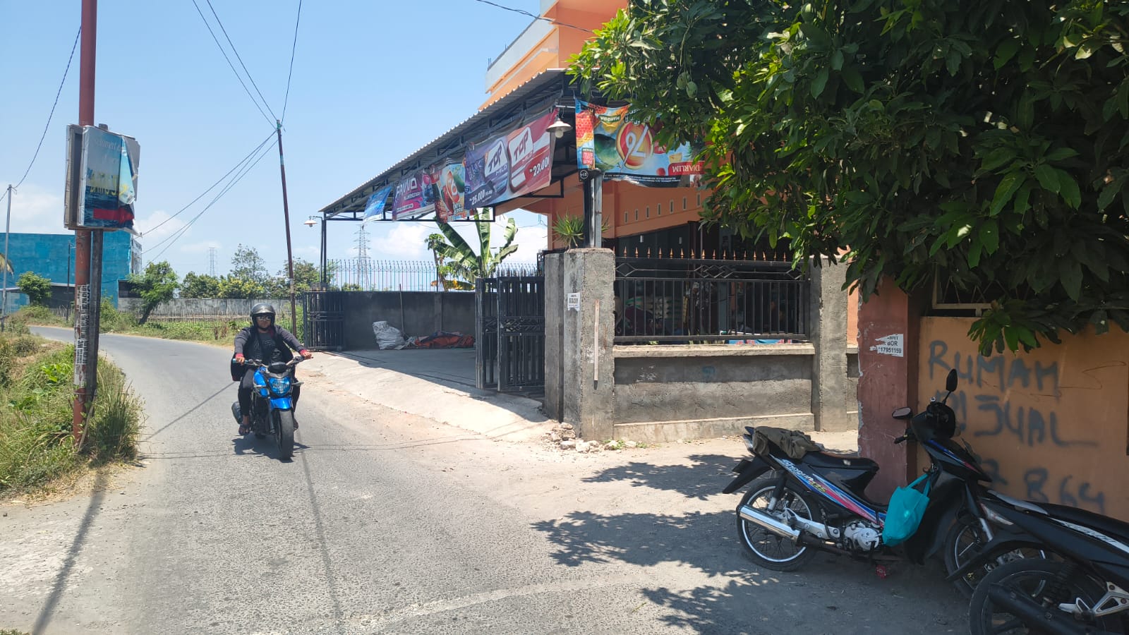 Pengembangan Wisata Pantai Batas Senja Dua Terkendala Akses Jalan